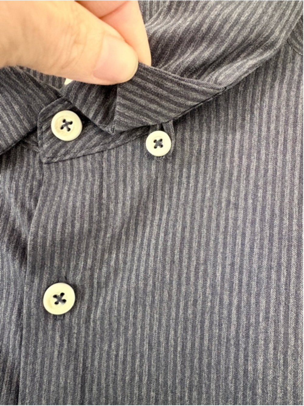 Lululemon Bonded Voyage LS Button Down Shirt Sz L Heathered Deep Navy EUC - Picture 3 of 7